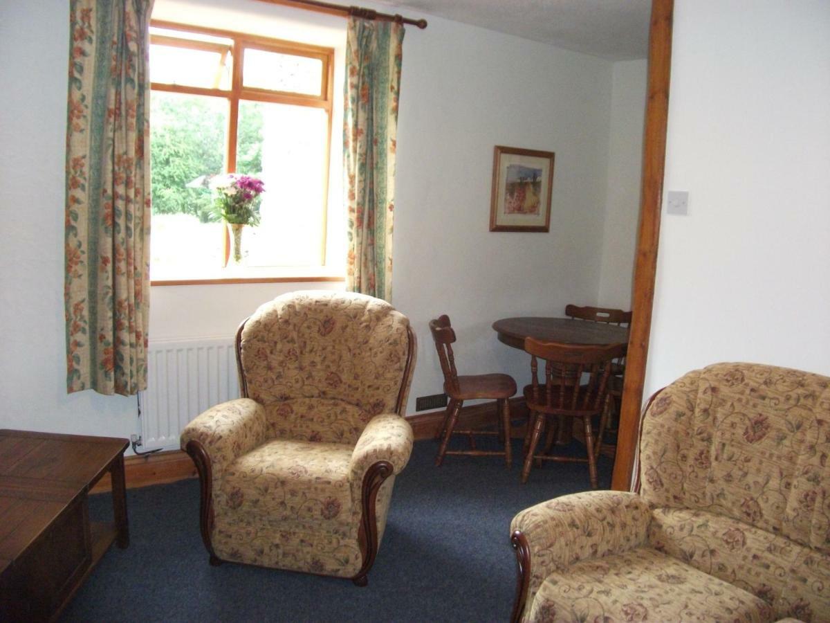 Bryn Cottage Llandderfel Eksteriør billede